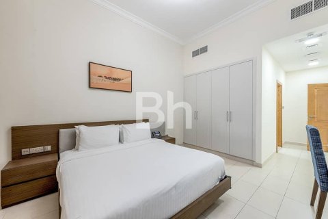 Villa en Jumeirah, Dubai, 5 dormitorios, 571 m², № 21221 - foto 12