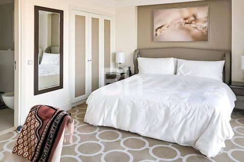 Apartment in Downtown Dubai (Downtown Burj Dubai), Dubai 1 bedroom, 84 sq.m. № 21225 - photo 13