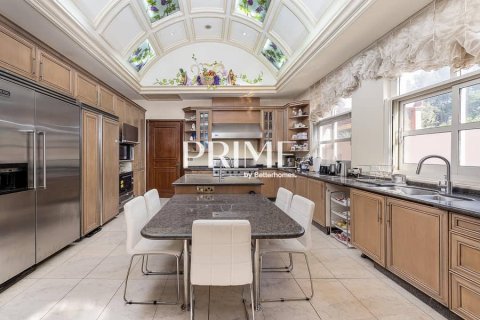 Villa in Dubai 7 bedrooms, 1338 sq.m. № 21222 - photo 15