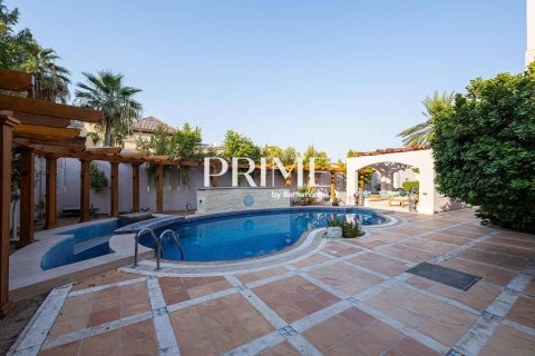 Villa in Dubai 7 bedrooms, 1338 sq.m. № 21222 - photo 30