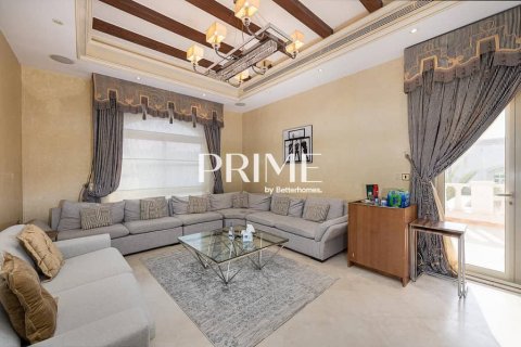 Villa in Dubai 7 bedrooms, 1338 sq.m. № 21222 - photo 24