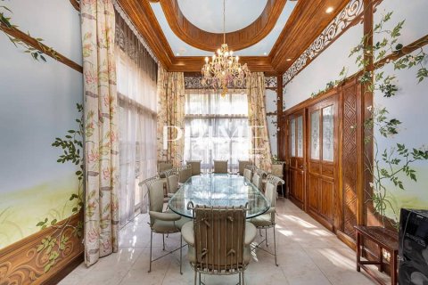 Villa in Dubai 7 bedrooms, 1338 sq.m. № 21222 - photo 17