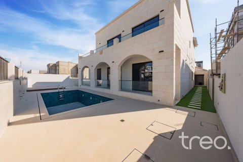 Villa à Al Furjan, Dubai, 5 chambres, 606.84 m², № 120140