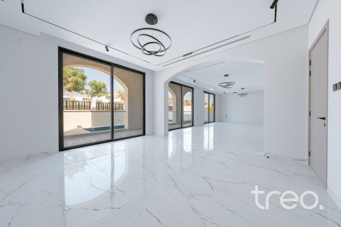 Villa à Al Furjan, Dubai, 5 chambres, 606.84 m², № 120140 - photo 2