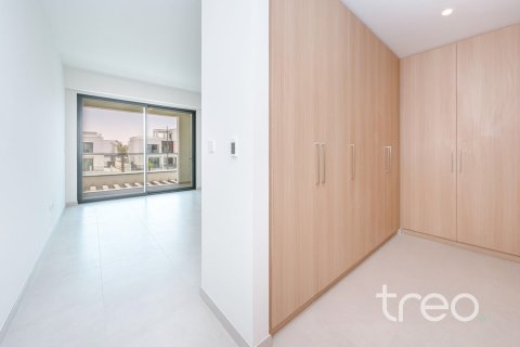 Villa en Caya, Arabian Ranches 3, Dubai, 5 dormitorios, 527.5 m², № 120142 - foto 24