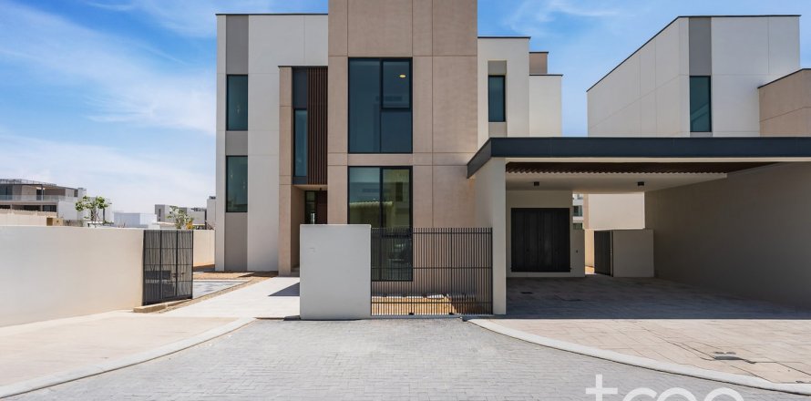 Villa en Caya, Arabian Ranches 3, Dubai, 5 dormitorios, 527.5 m², № 120142