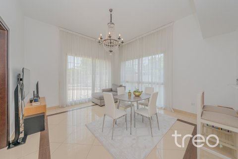 Villa in Mudon, Dubai 5 bedrooms, 1007.72 sq.m. № 120141 - photo 9