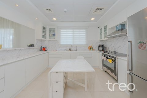 Villa in Mudon, Dubai 5 bedrooms, 1007.72 sq.m. № 120141 - photo 13