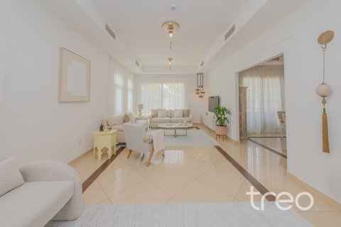 Villa in Mudon, Dubai 5 bedrooms, 1007.72 sq.m. № 120141 - photo 3