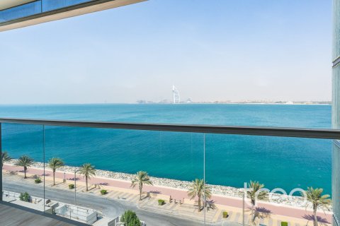 Apartment in Palm Jumeirah, Dubai 3 bedrooms, 225.75 sq.m. № 120145