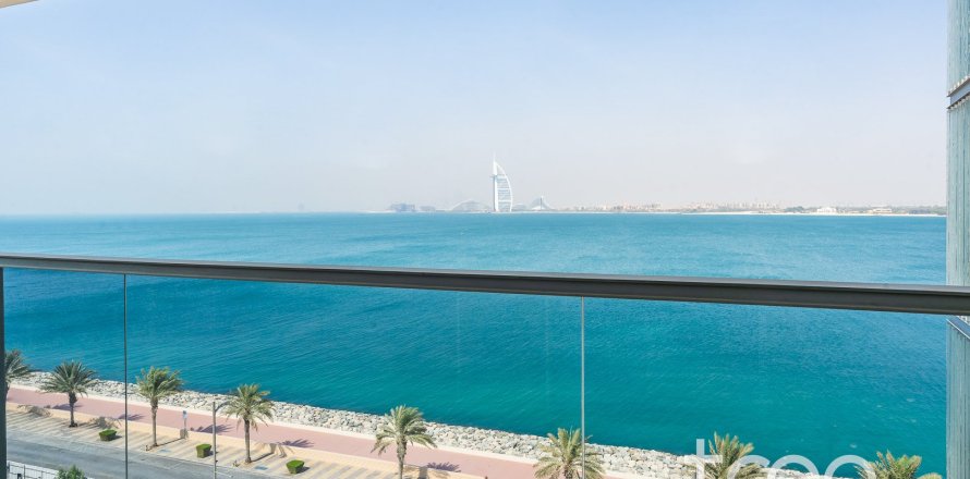 Apartamento en Palm Jumeirah, Dubai, 3 dormitorios, 225.75 m², № 120145