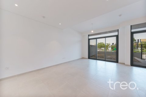 Villa en Mudon, Dubai, 3 dormitorios, 176.33 m², № 119899 - foto 7