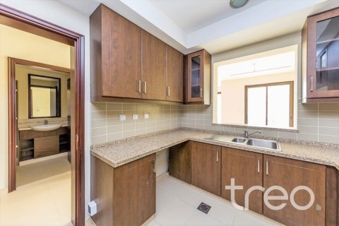 Villa in Mira, Reem, Dubai 4 bedrooms, 298.13 sq.m. № 119894 - photo 6