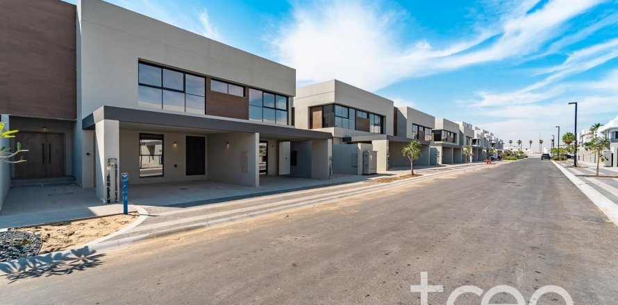 Townhouse in Dubai 3 bedrooms, 232.72 sq.m. № 119896
