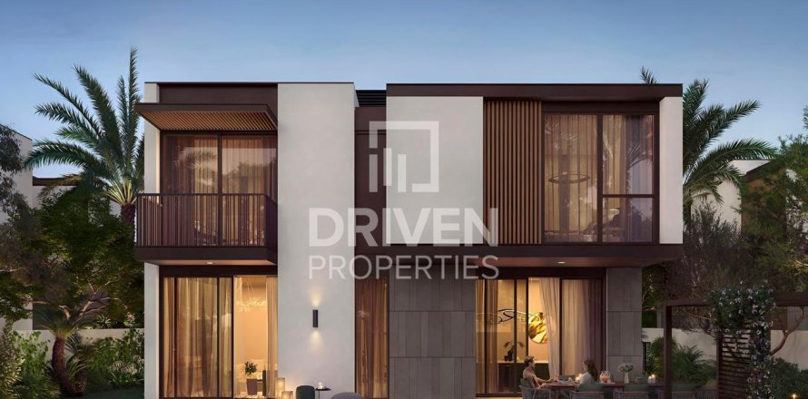 Villa in Dubai 5 bedrooms, 495.64 sq.m. № 140452