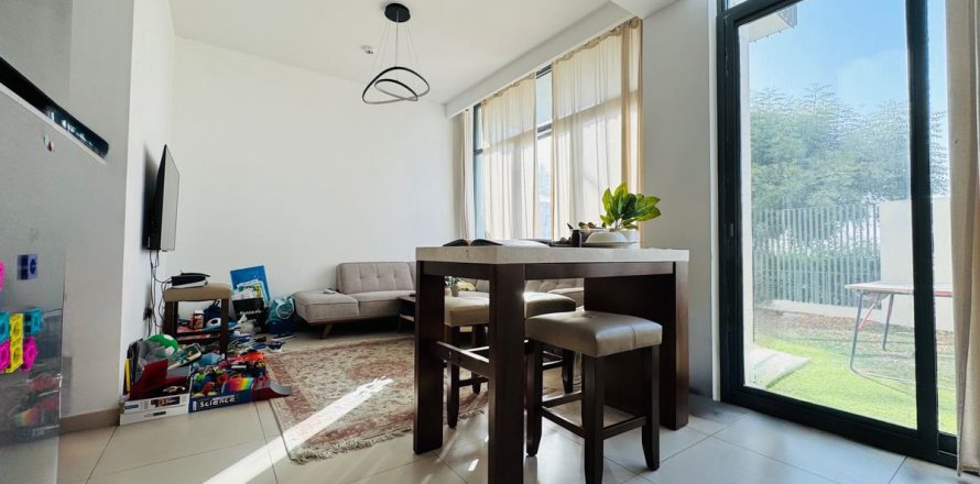 Villa in Dubai 3 bedrooms, 128.6 sq.m. № 111500
