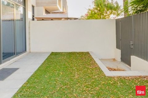 Villa in Dubai 3 bedrooms, 128.6 sq.m. № 111500 - photo 18