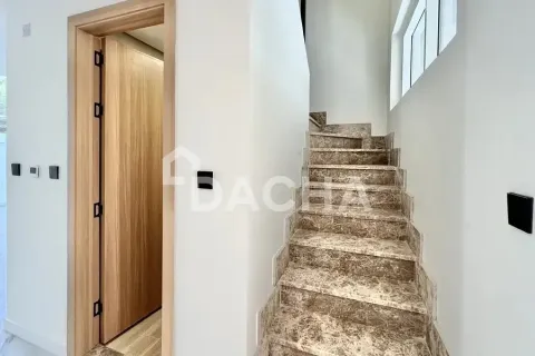 Adosado en Dubai Investment Park, Dubai, 4 dormitorios, 78 m², № 109792 - foto 10