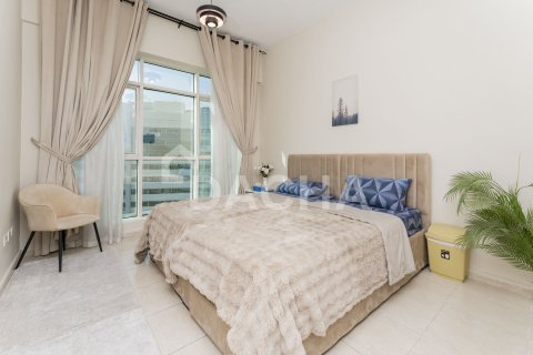 Appartement à Dubai Sports City, Dubai, 2 chambres, 136 m², № 109793 - photo 20