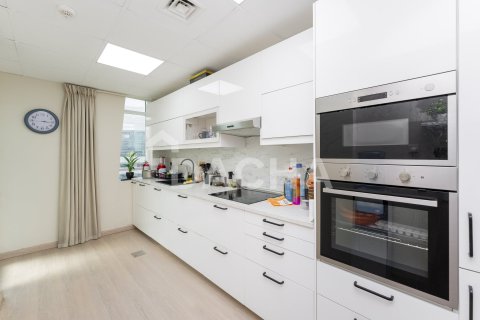 Appartement à Dubai Sports City, Dubai, 2 chambres, 136 m², № 109793 - photo 14