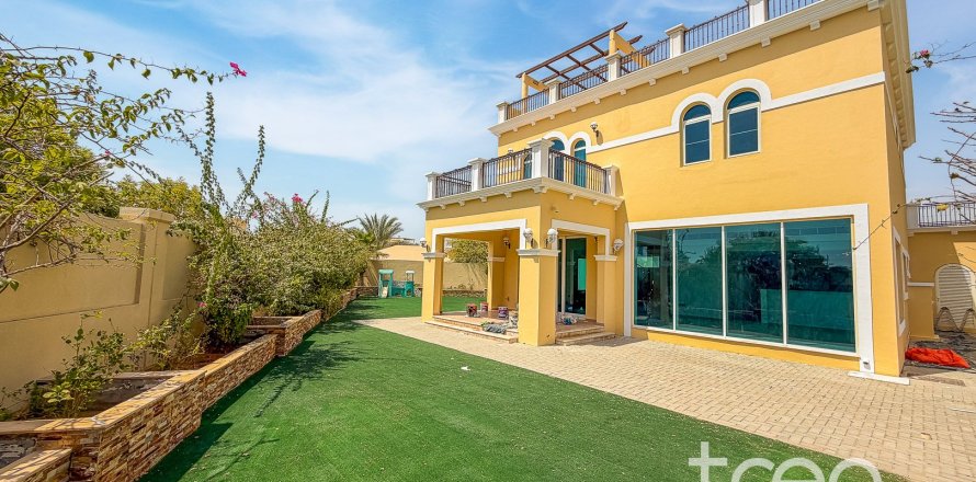 Вилла в Legacy, Jumeirah Park, Дубай, 4 спальни, 386.2м², № 134571