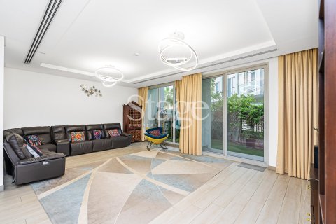 Villa in Jumeirah Village Circle, Dubai 4 bedrooms, 278 sq.m. № 53852 - photo 4