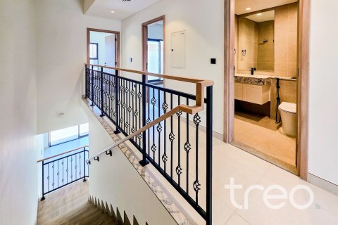 Townhouse in Damac Lagoons, Dubai 4 bedrooms, 211.82 sq.m. № 119580 - photo 17