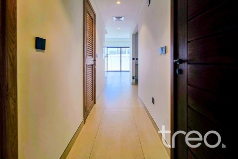 Townhouse in Damac Lagoons, Dubai 4 bedrooms, 211.82 sq.m. № 119580 - photo 20