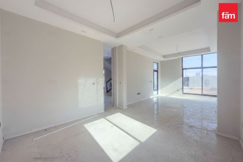 Villa in Al Barsha, Dubai 4 bedrooms, 1393.5 sq.m. № 109538 - photo 8
