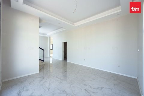 Villa in Al Barsha, Dubai 4 bedrooms, 1393.5 sq.m. № 109538 - photo 9