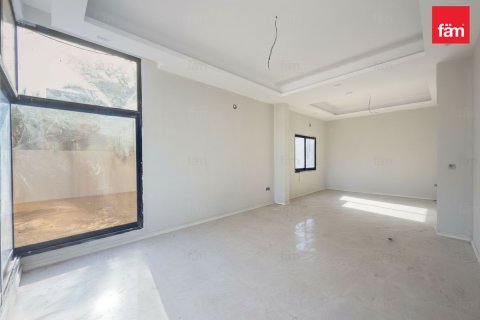 Villa in Al Barsha, Dubai 4 bedrooms, 1393.5 sq.m. № 109538 - photo 4