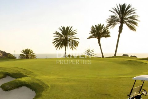 Villa en EMAAR South, Dubai South (Dubai World Central), Dubai, 4 dormitorios, 375.61 m², № 126437 - foto 4