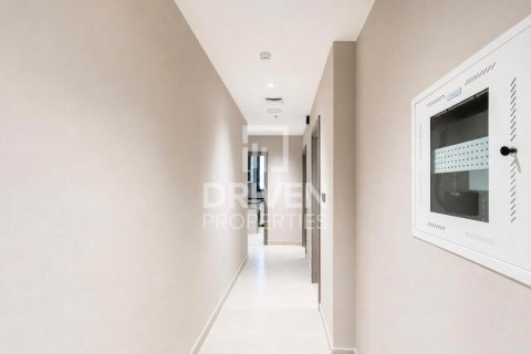 Appartement à Dubai Sports City, Dubai, 1 chambre, 95.69 m², № 126446 - photo 8