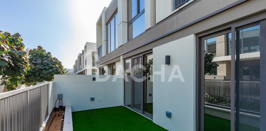 Таунхаус в Tilal Al Ghaf, Дубай, 3 спальни, 203м², № 118936