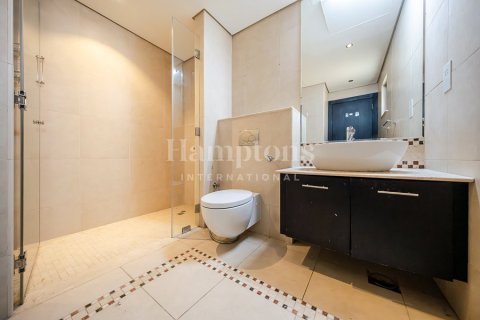 Снять в аренду виллу в Murooj Al Furjan, Al Furjan, Дубай: 5 спален, 599.96757400м², № 132976 - фото 5