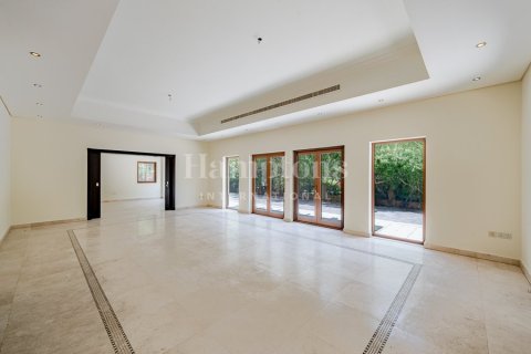 Снять в аренду виллу в Murooj Al Furjan, Al Furjan, Дубай: 5 спален, 599.96757400м², № 132976 - фото 10