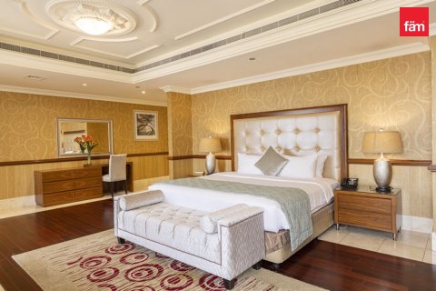 Apartment in Dubai Marina, Dubai 4 bedrooms, 650.3 sq.m. № 13944 - photo 15