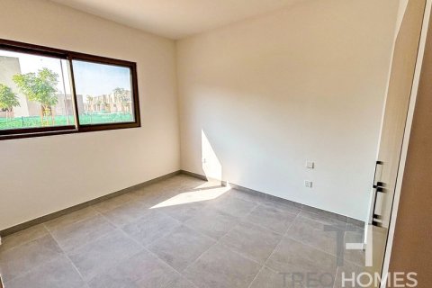 Villa in Dubai 4 bedrooms, 216 sq.m. № 16857 - photo 5