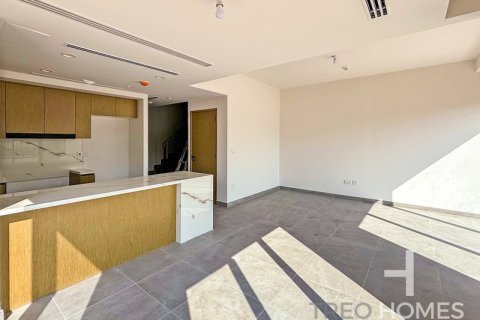 Villa in Dubai 4 bedrooms, 216 sq.m. № 16857 - photo 3
