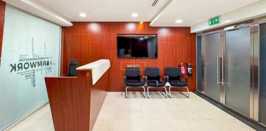 Office in Business Bay, Dubai 289.1 sq.m. № 54823