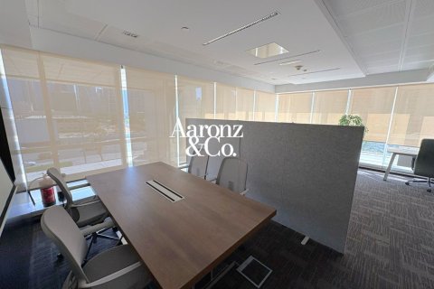 Oficina en Jumeirah Lake Towers, Dubai, 51 m², № 119121 - foto 12