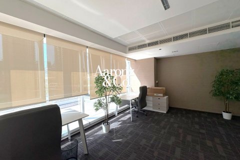 Oficina en Jumeirah Lake Towers, Dubai, 51 m², № 119121 - foto 11