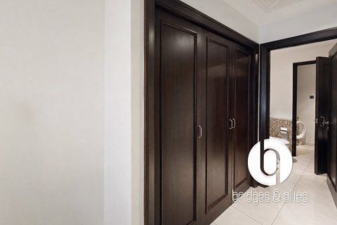 Apartamento en Old Town, Dubai, 1 dormitorio, 75 m², № 119123 - foto 9