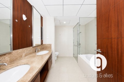 Apartamento en Downtown Dubai (Downtown Burj Dubai), Dubai, 2 dormitorios, 111 m², № 119125 - foto 18