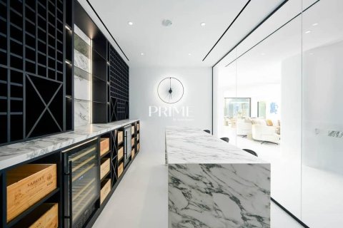 Villa en Jumeirah Golf Estates, Dubai, 5 dormitorios, 814 m², № 58077 - foto 9