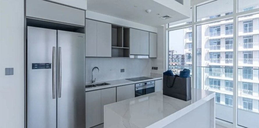 Квартира в Дубае, 4 спальни, 225м², № 5817