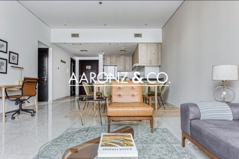 Apartment in Dubai Marina, Dubai 2 bedrooms, 109 sq.m. № 58089 - photo 2