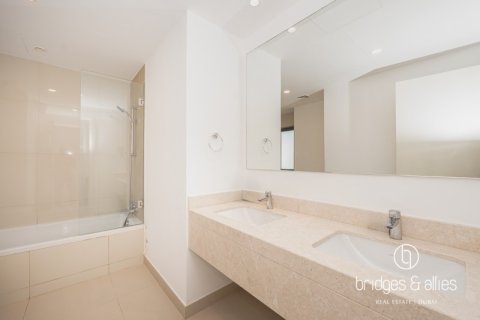 Villa en Dubai Hills Estate, Dubai, 3 dormitorios, 202.6 m², № 78008 - foto 13