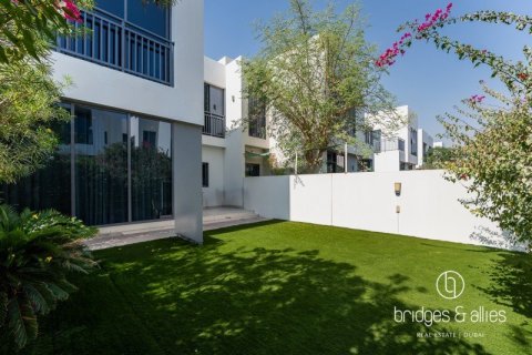 Villa en Dubai Hills Estate, Dubai, 3 dormitorios, 202.6 m², № 78008 - foto 8