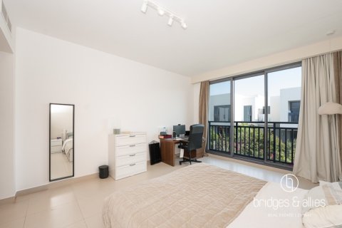 Villa en Dubai Hills Estate, Dubai, 3 dormitorios, 202.6 m², № 78008 - foto 9